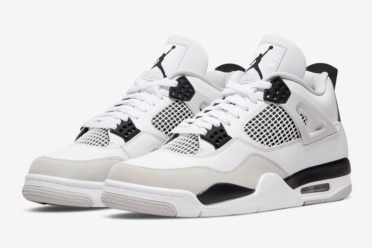 AJ 4 Retro ‘Military Black’